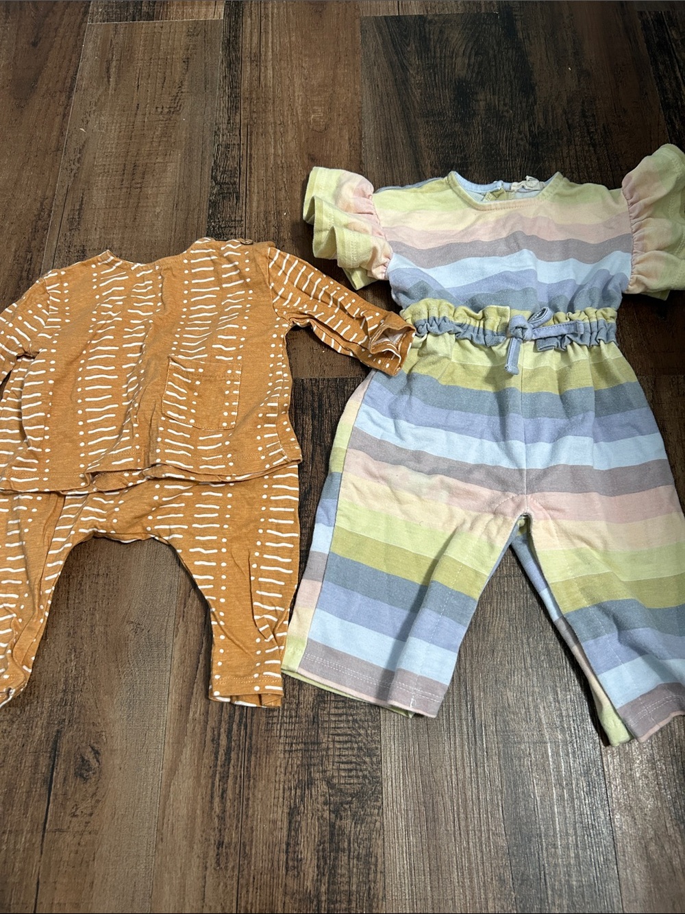 2 outfits by Jessica Simpson 3-6 months